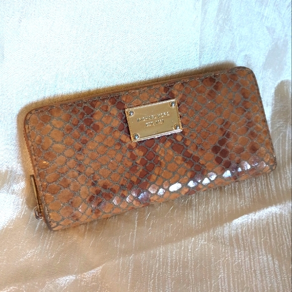 Michael Kors Python Embossed Brown Leather Jetset Wallet - Picture 1 of 15
